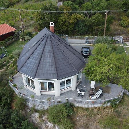 Вилла Panorama Balaton Балатондьёрёк Экстерьер фото